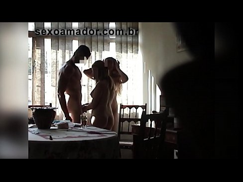 ❤️ Amigos sexuais convidam um homem gigante e um ménage à trois com ele ❤️ Porno russo em pt.rusanalog.ru ❌️❤
