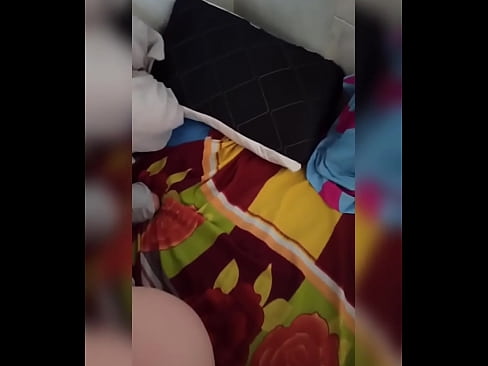 ❤️ A minha colega de quarto fica sozinha em casa porque o seu marido vai de férias e eu aproveito a oportunidade para a foder e encher-lhe o cu de leite ❤️ Porno russo em pt.rusanalog.ru ❌️❤
